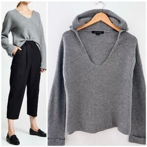 Skull Cashmere Hoodie Sweater Medium Gray Scandi Girl Luxury Preppy Old Money